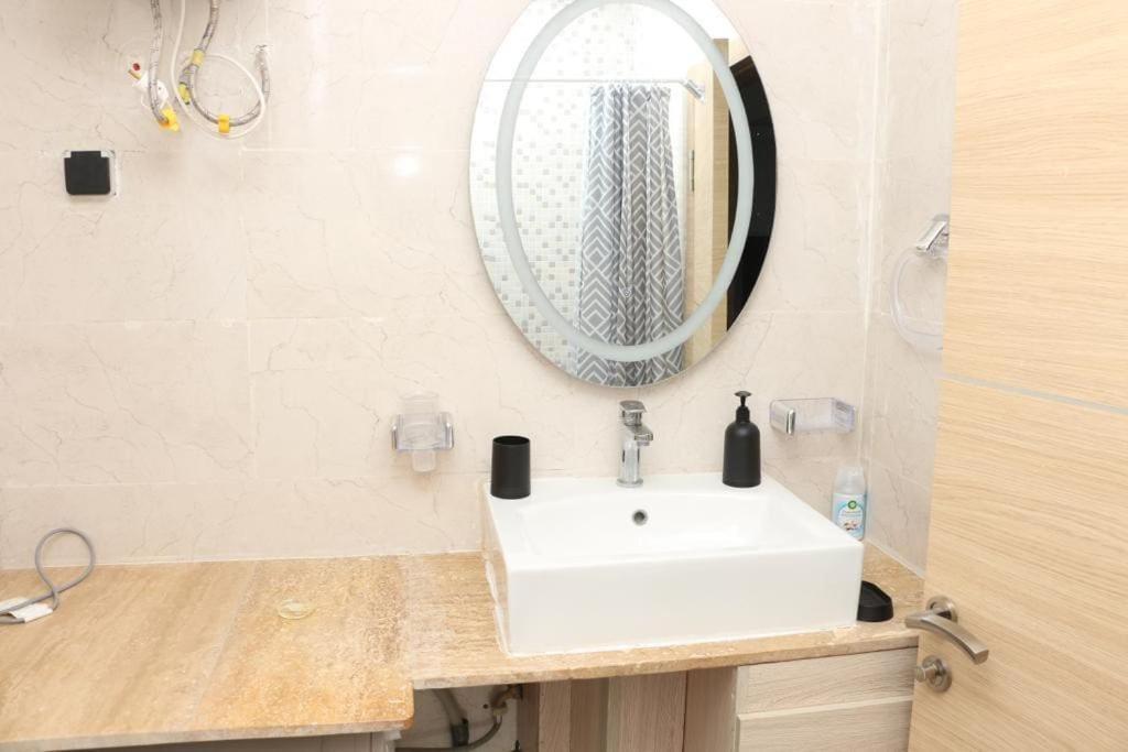Appartement F3 Cite De L'Emergence Dakar Plateau Exteriér fotografie