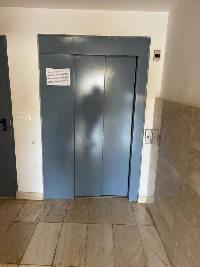 Appartement F3 Cite De L'Emergence Dakar Plateau Exteriér fotografie
